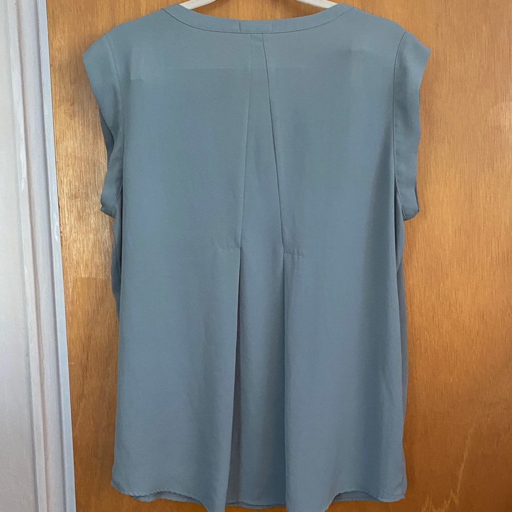 Pleione Sleeveless Top - Dusty Blue - Picture 5 of 7